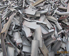 废钢废铝破碎机成品