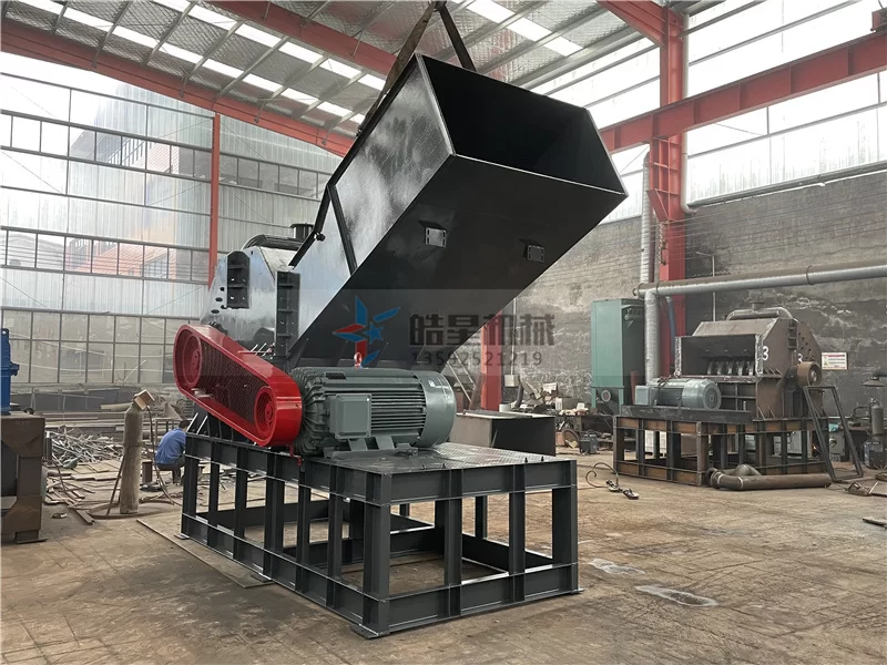 Factory Spotlight: HXPS1600 Scrap Steel and Iron Crusher Completed with Chain Plate Conveyor – Ready for Dispatch