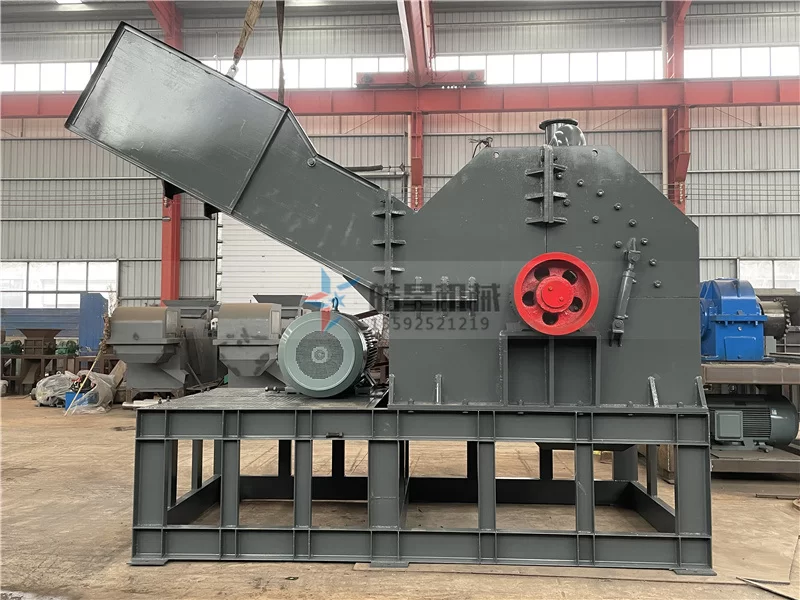Factory Spotlight: HXPS1600 Scrap Steel and Iron Crusher Completed with Chain Plate Conveyor – Ready for Dispatch