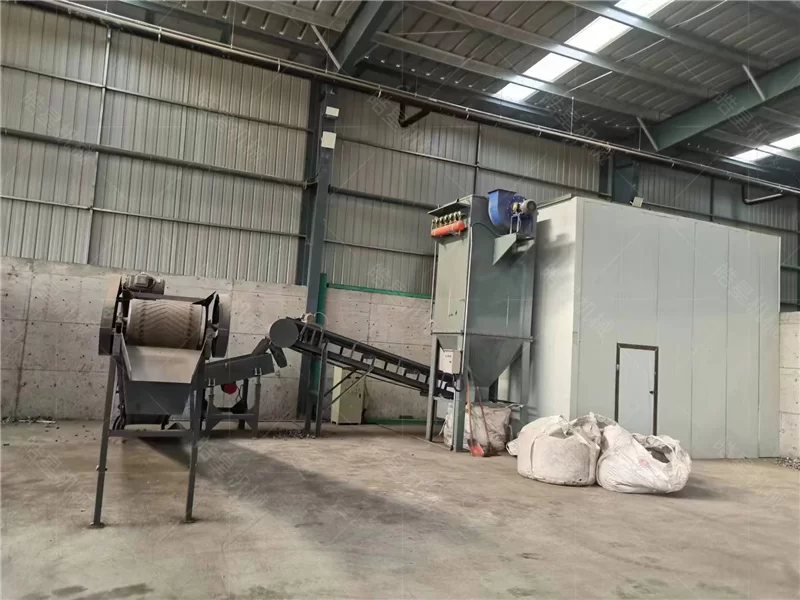 Shuaishuai（Anhui）New Material Technology Co., Ltd. – HX-1600 Metal Crusher & Model 1600 Double Shaft Shredder Case Study - on-site application photo