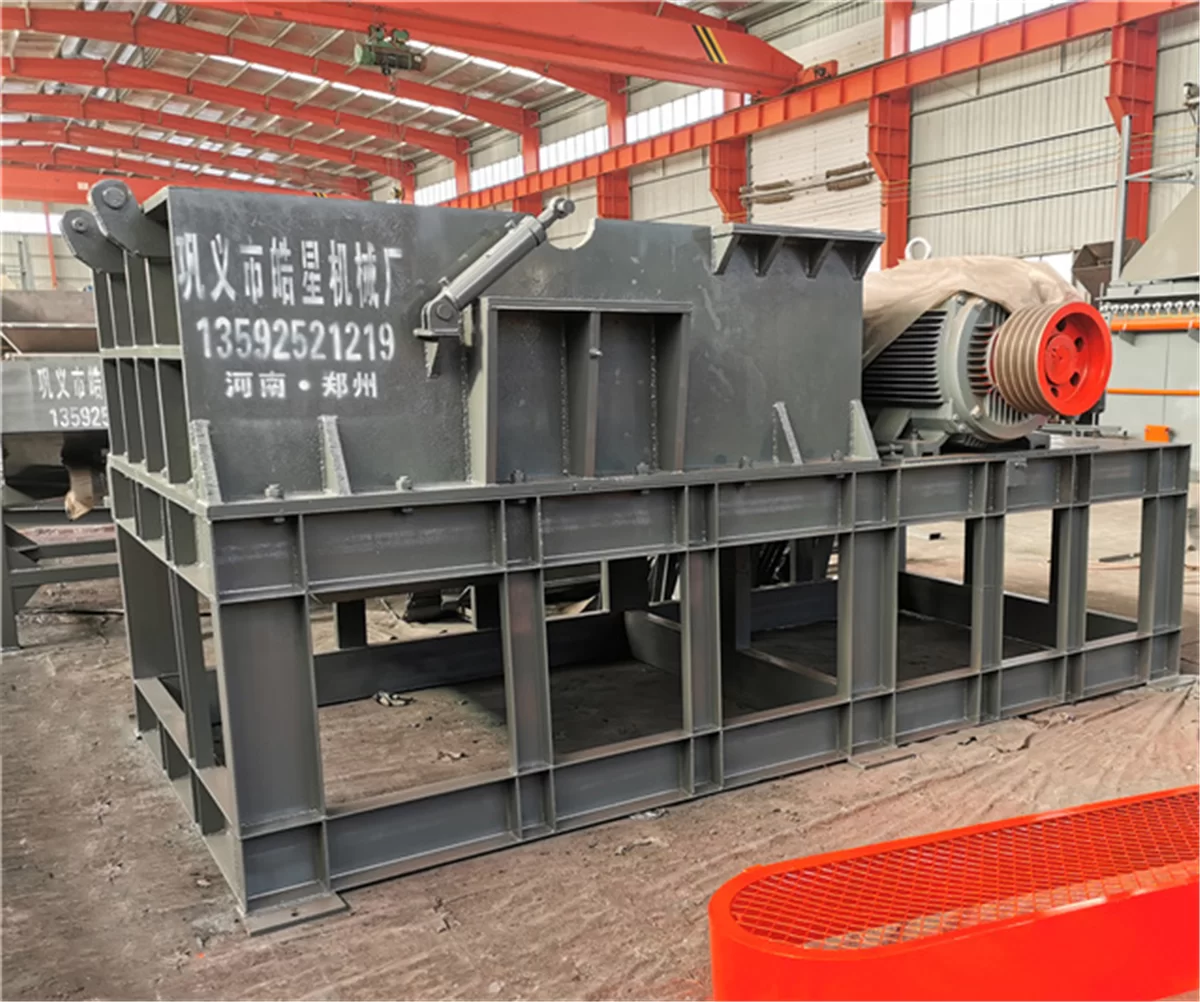 1600 Scrap Steel Crusher Base, Upper Cover and Hydraulic Opening Device Factory Photos