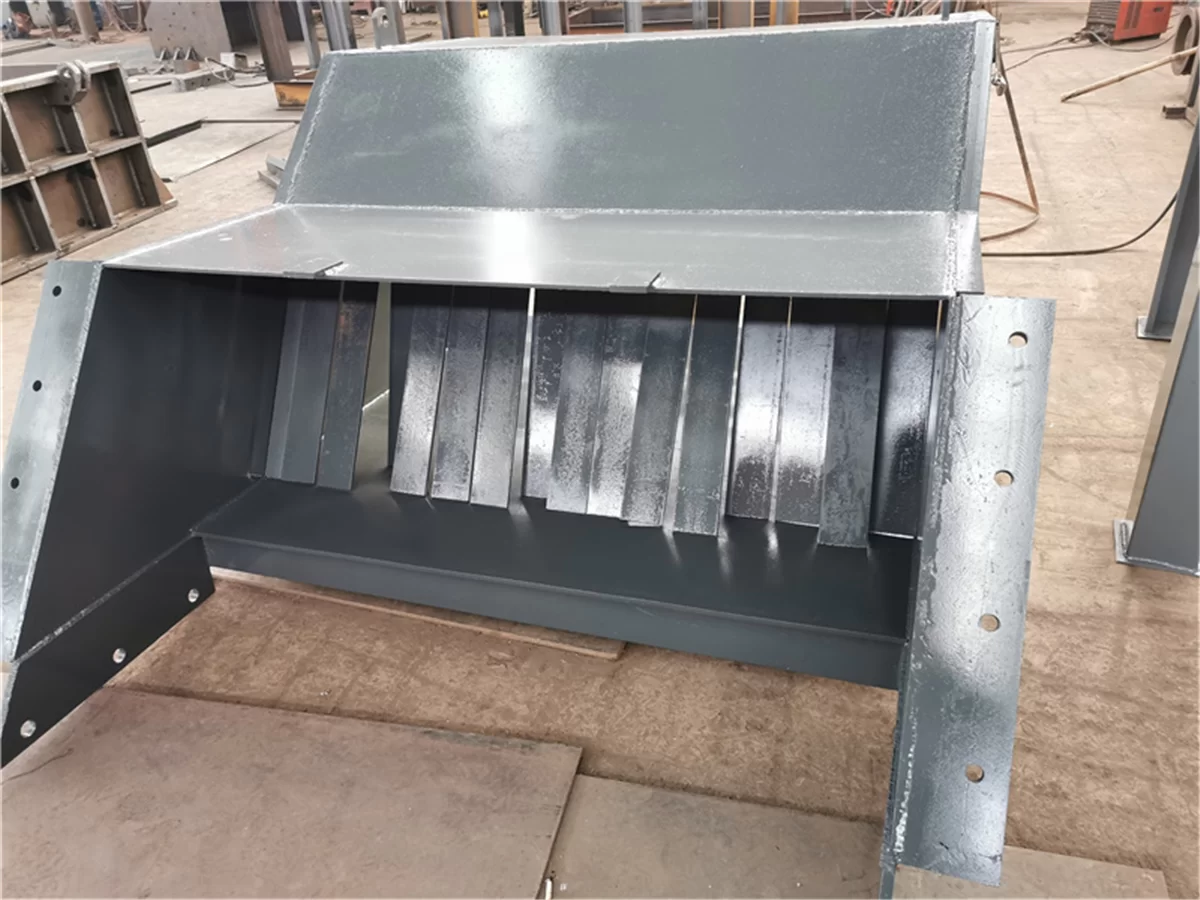 1600 Scrap Steel Crusher Feeding Inlet and Rubber Curtain Factory Photos