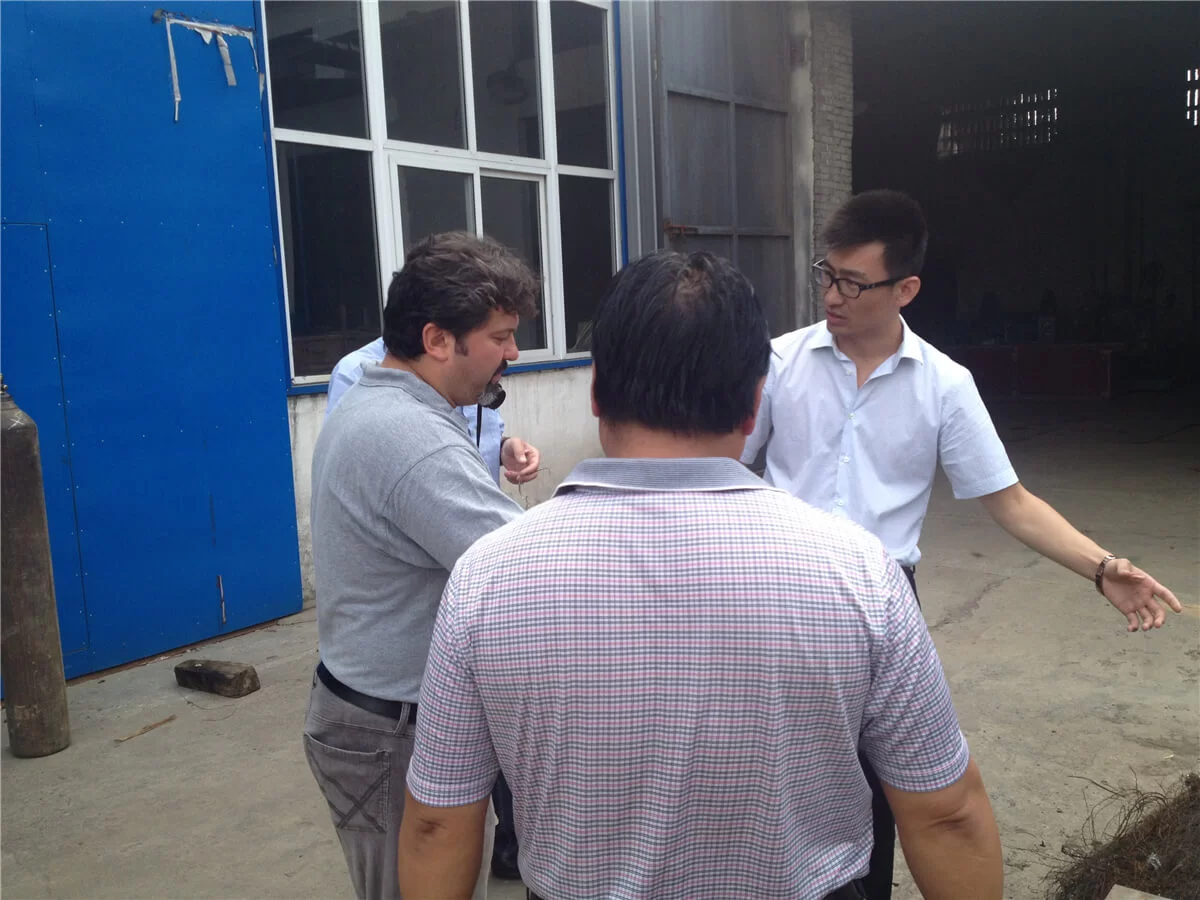 Russian Customers Visited Our Factory for Baled Scrap Recycling Production Line on May 12, 2017