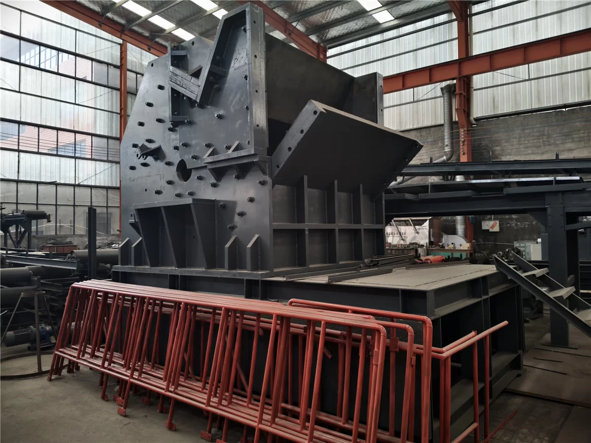 Factory Workshop Photos of 600 Scrap Crusher, 800 Baled Scrap Shredder and Sorting Equipment