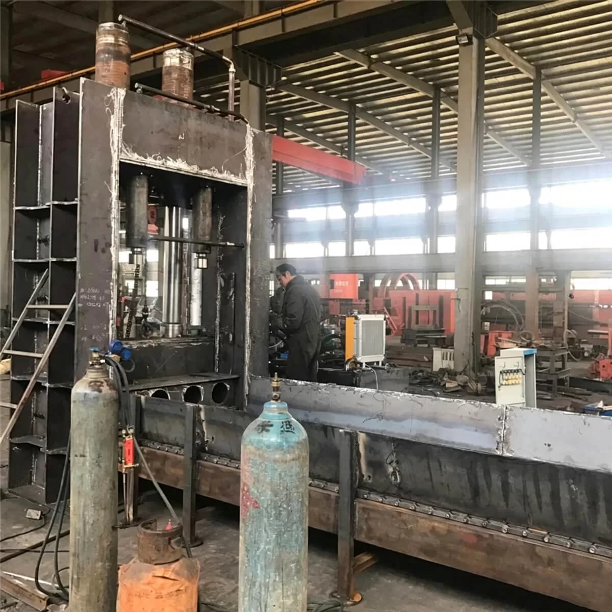 Gantry Shear