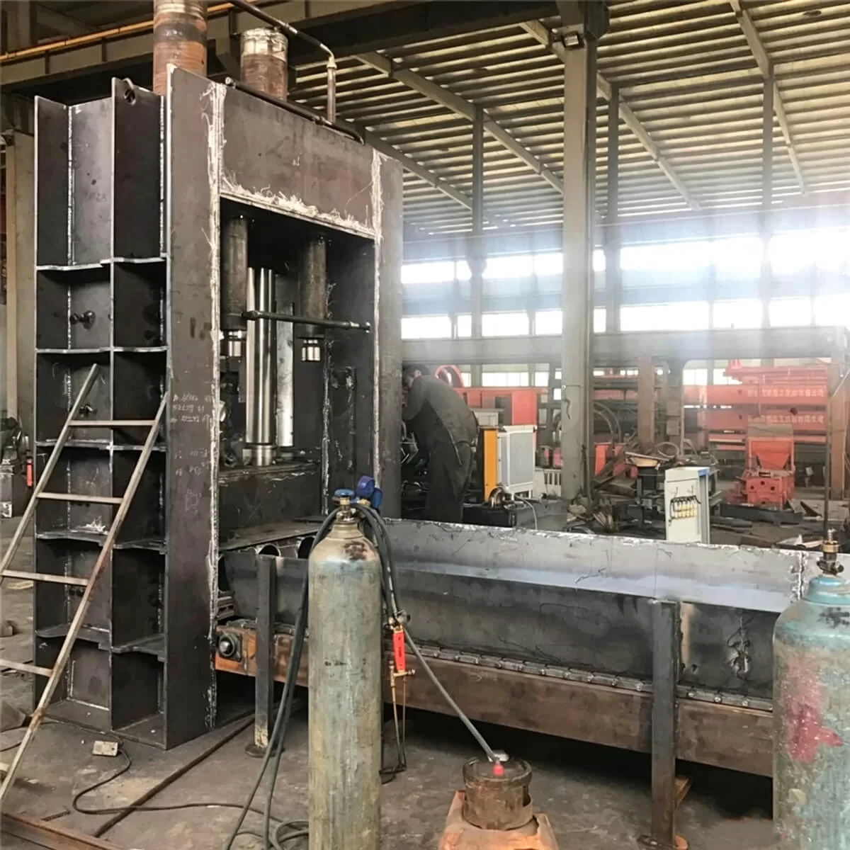 Gantry Shear