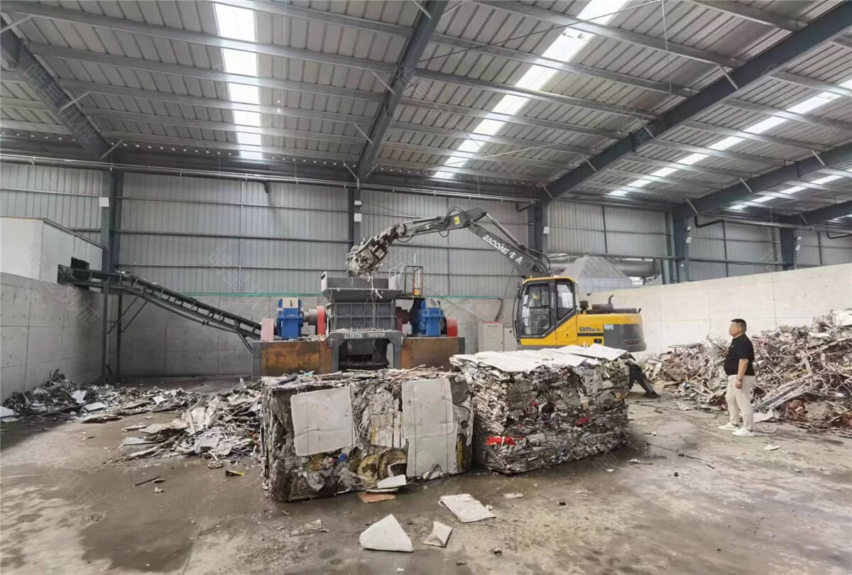 Baled Light Scrap Shredding Test with a Twin Shaft Shredder