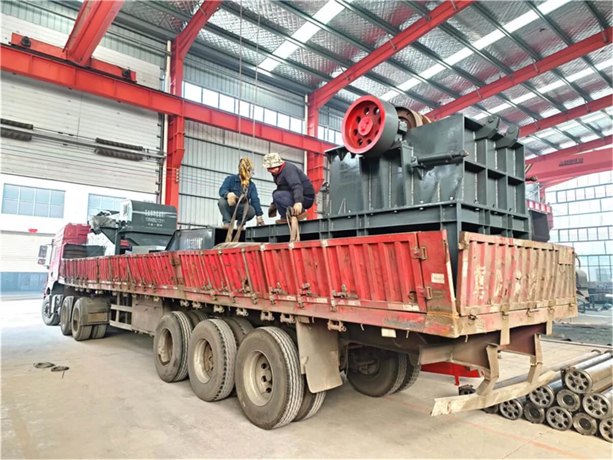 Baled Scrap Shredder Loaded for Delivery with Feeding and Discharge Conveyors