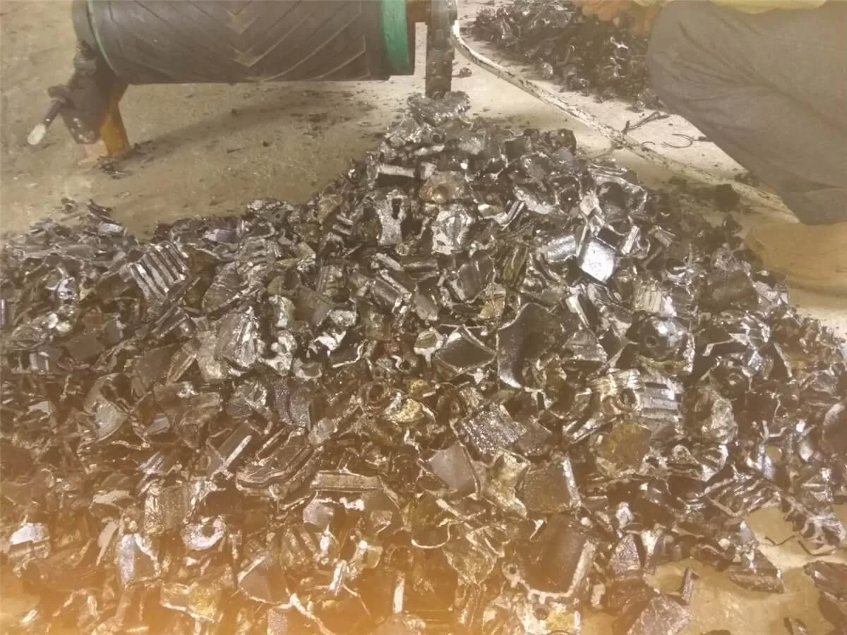 Aluminum Crankcase Crushing Test: Iron Inserts and Discharge Condition