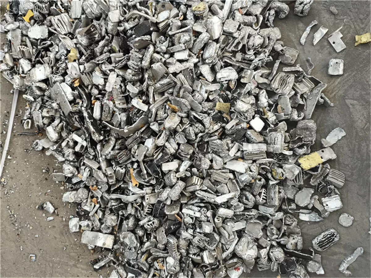 Aluminum Crankcase Crushing Test: Iron Inserts and Discharge Condition